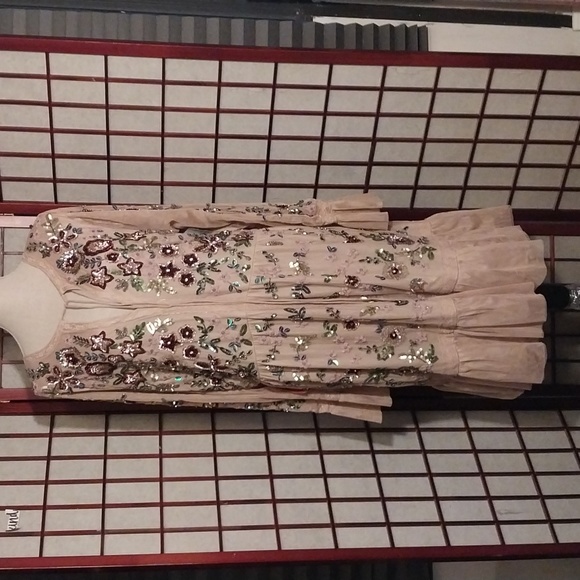 Frock and Frill Dresses & Skirts - #256 Gorgeous Frock & Frill Dress